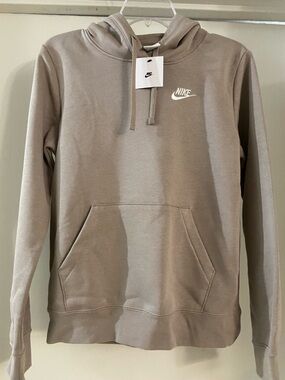 Nike Women’s Beige Pullover Hoodie